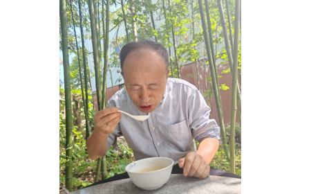 2025 健康飲食趨勢：天然食材成主流，隨州葛根粉走進老年人餐桌